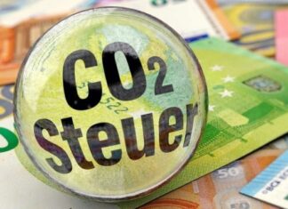 Die CO2 Steuer: CO2-Emissionen kosten Geld