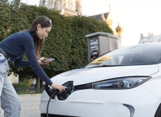 Der Elektrofahrzeugmarkt: Status quo, Herausforderungen und Zukunftsperspektiven